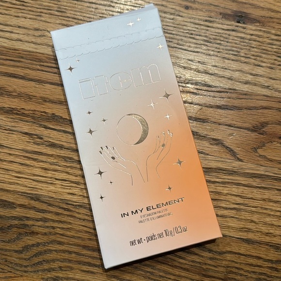New with box Item in my element eyeshadow palette - Picture 3 of 4